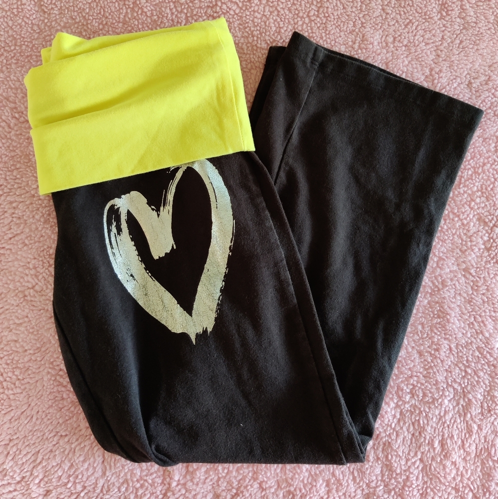 Victoria's Secret Pink Cropped Yoga Pants